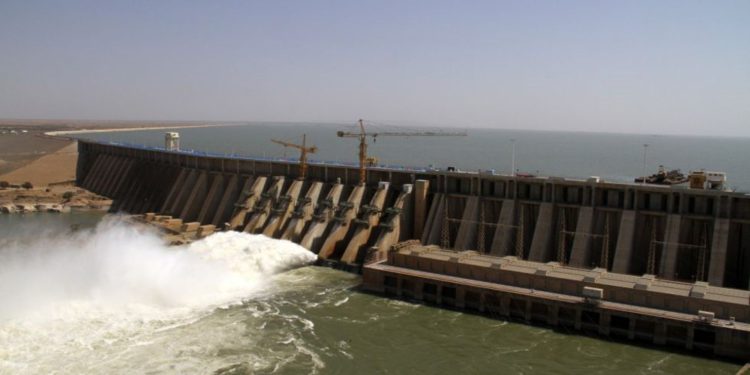 Egipto, Etiopía y Sudán esperan negociar un acuerdo sobre la presa de agua del Nilo