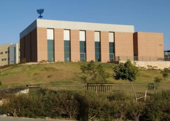 La mayor sinagoga de las FDI se abrió en el sur de Israel