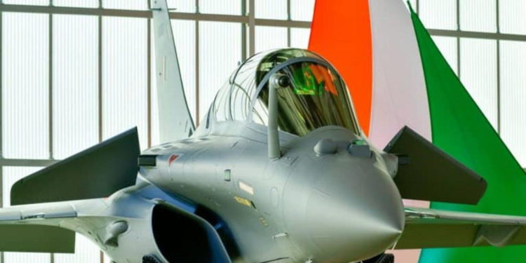 Primer lote de caza de combate Rafale franceses se dirige a la India