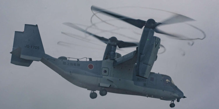 Japón despliega un nuevo avión V-22 Osprey