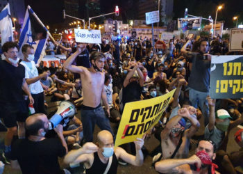 Manifestaciones en Tel Aviv: bloqueo de carreteras y enfrentamientos con la policía