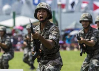 China realiza simulacros aéreos, terrestres y marítimos en Hong Kong