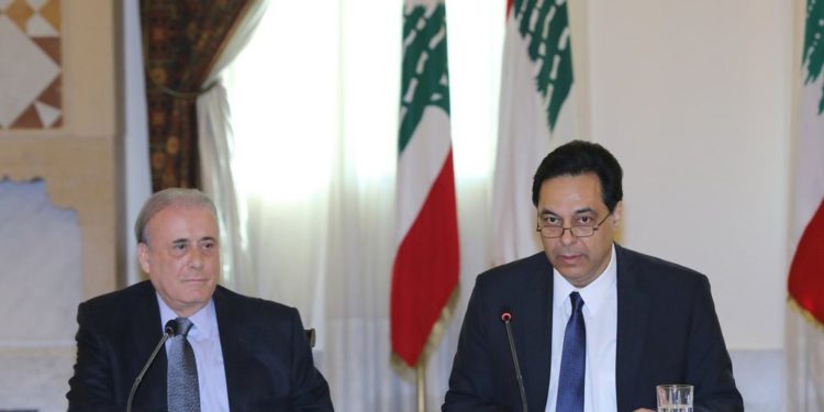 Líbano e Irak discuten sobre el intercambio de petróleo por alimentos