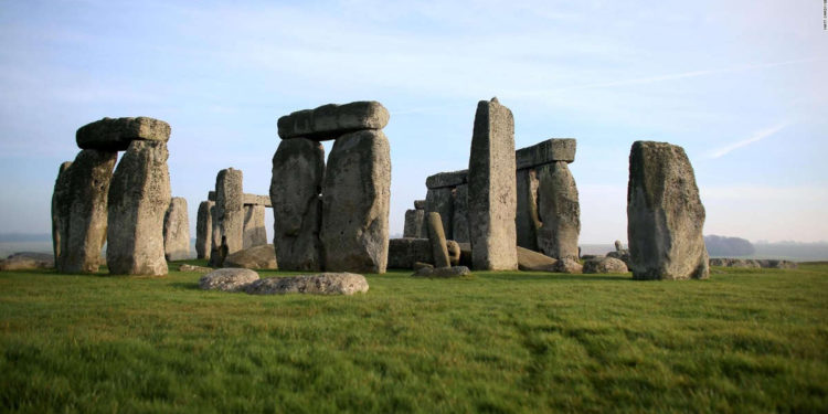 Misterioso origen de los megalitos de Stonehenge finalmente desenterrado