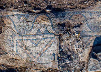 Iglesia de 1.300 años de antigüedad con mosaicos de colores descubierta en Galilea