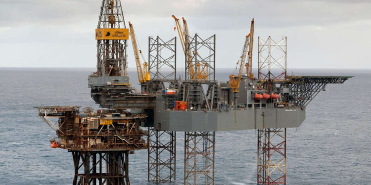 Apache y Total hacen que el mayor hallazgo de petróleo en alta mar