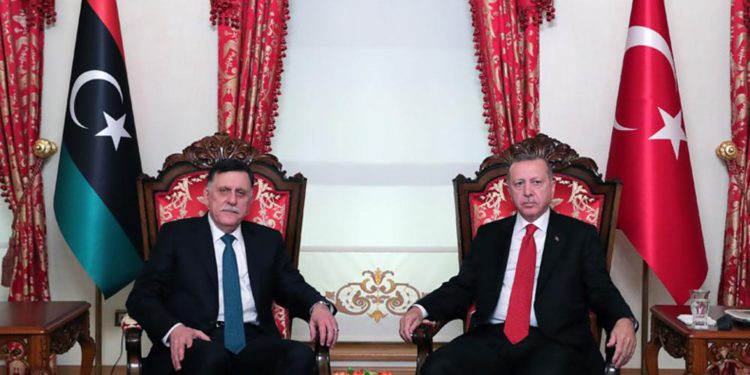 Turquía: Cualquier acuerdo de alto al fuego con Libia requiere retirada de Haftar