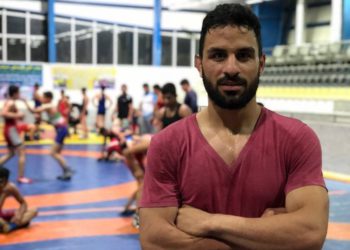 Irán ejecutará a campeón de lucha libre pese a protestar pacíficamente