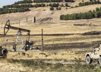 ¿El acuerdo petrolero en el este de Siria ayudará o perjudicará la lucha contra ISIS?