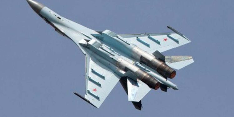 Taiwán desmiente informes sobre el derribo de un avión chino Su-35