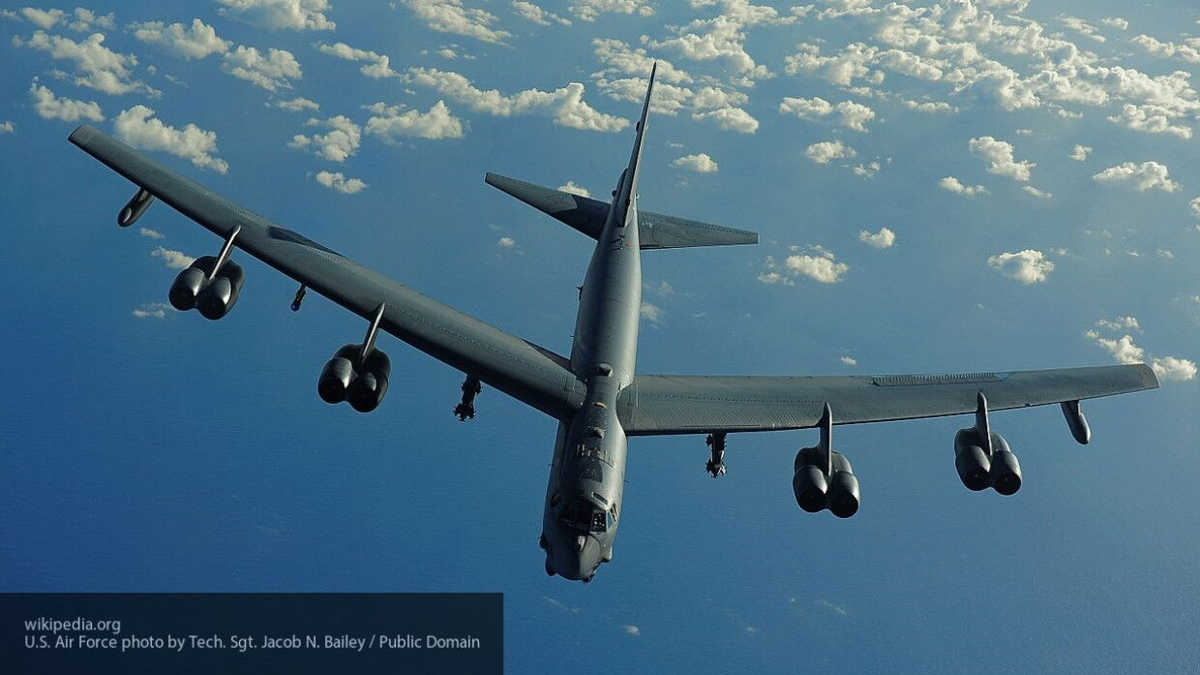 Bombarderos estratégicos B-52H de la Fuerza Aérea de los EE.UU. avistados sobre el norte de África