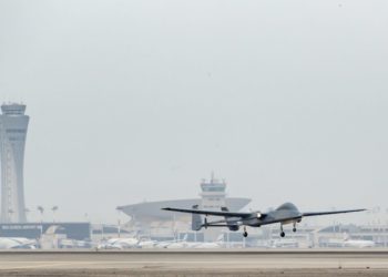 Dron militar Heron aterriza en el aeropuerto de Ben-Gurion