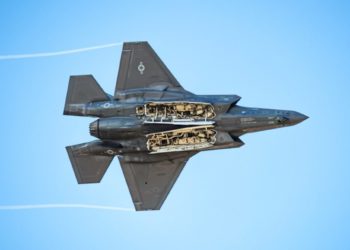 Embajador de EE.UU.: La entrega de cazas F-35 a EAU tardará seis o siete años