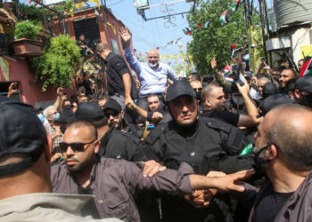 Líder de Hamas amenazó con bombardear Tel Aviv en medio de agasajo masivo en Líbano