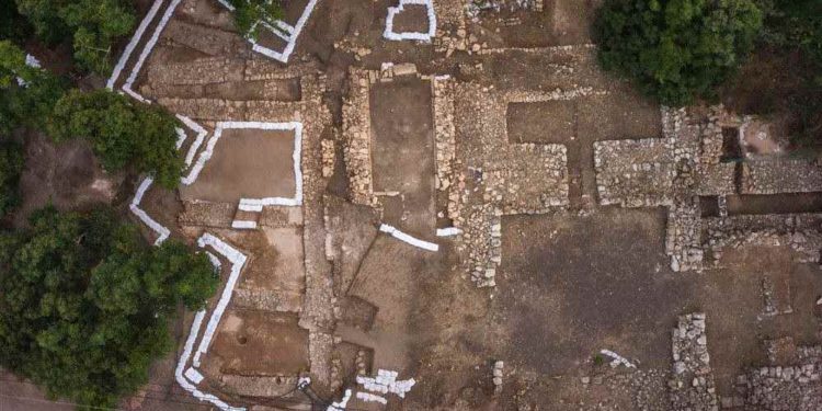 Terremoto causó repentino desuso del palacio de vino cananeo, según arqueólogos israelíes