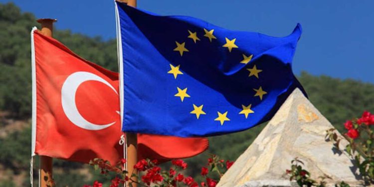 UE advierte a Turquía sobre volver a las conversaciones o arriesgarse a sanciones