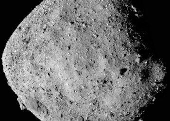 La NASA a punto de tomar una roca del asteroide Bennu