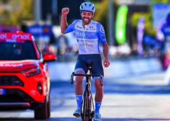 Equipo de ciclismo de Israel gana una de las carreras más importantes del deporte