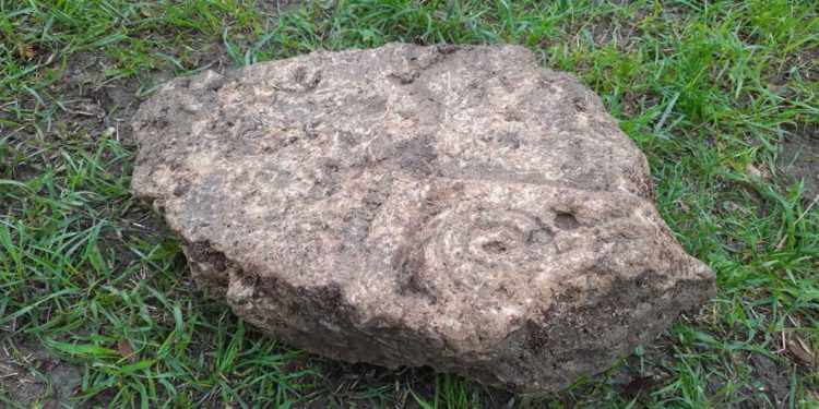 Fuertes lluvias revelan restos del cementerio judío rumano
