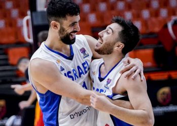 Israel vence a la poderosa España en el clasificatorio de EuroBasket