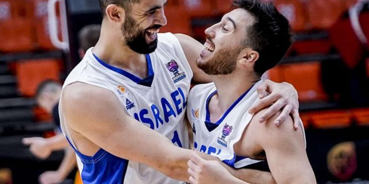 Israel vence a la poderosa España en el clasificatorio de EuroBasket