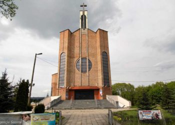 Mujer judía gana caso contra iglesia polaca por terreno robado después del Holocausto