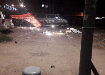 Extremistas en Bnei Brak incendian estación de pruebas de coronavirus