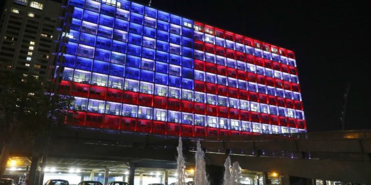 Municipio de Tel Aviv se iluminará con la bandera de EE.UU.