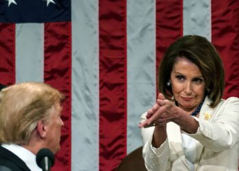 Pelosi a Trump: Renuncie inmediatamente o que sea destituido