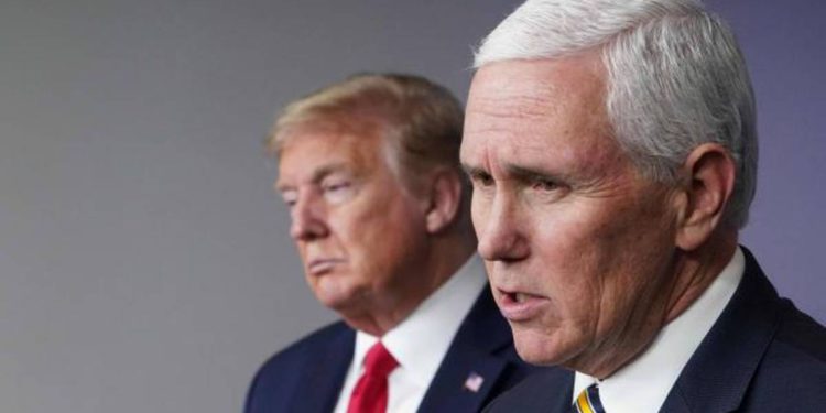 Pence se opone a invocar la 25a Enmienda para destituir a Trump