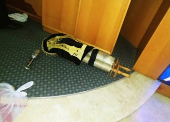 Vandalizadas dos sinagogas en Petah Tikvah