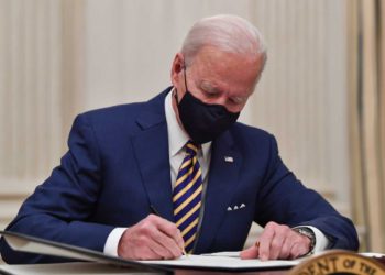 La Casa Blanca no dirá si Biden obligará a médicos cristianos a realizar abortos y cirugías de género