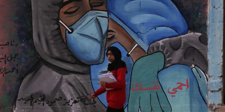 Israel entregará vacunas a los equipos médicos de la Autoridad Palestina