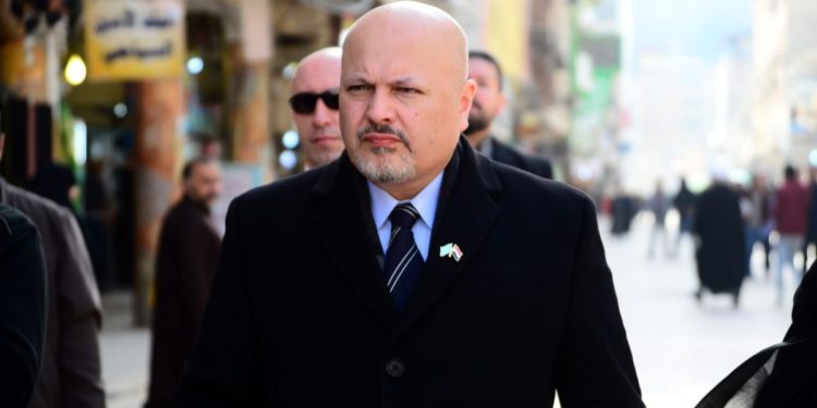 Karim Khan de Gran Bretaña elegido fiscal de la Corte Penal Internacional