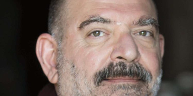 Opositor a Hezbollah encontrado muerto en su coche en Líbano