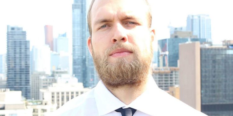 Líder de partido político canadiense detenido por antisemitismo