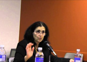 Profesora de universidad canadiense lamenta la "influencia israelí"