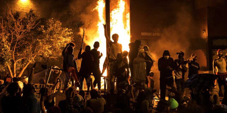 Black Lives Matter es un ISIS políticamente correcto