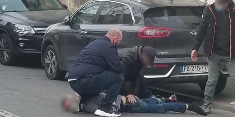 Ataque de apuñalamiento frustrado en escuela judía de Francia