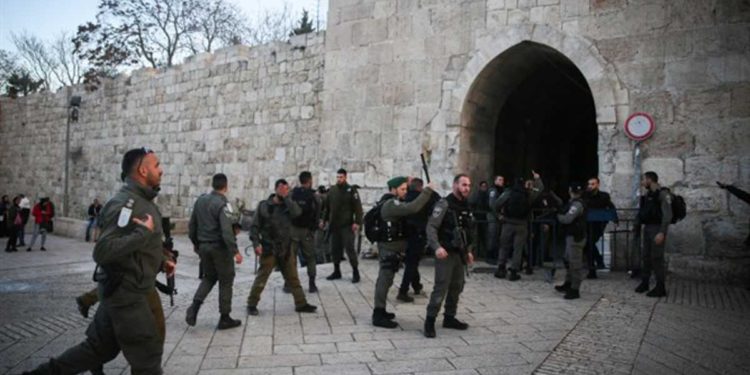 2 judíos agredidos árabes en la Ciudad Vieja de Jerusalem