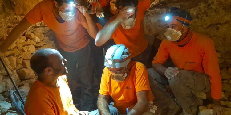 Hallado en Israel un texto bíblico de 2.000 años de antigüedad