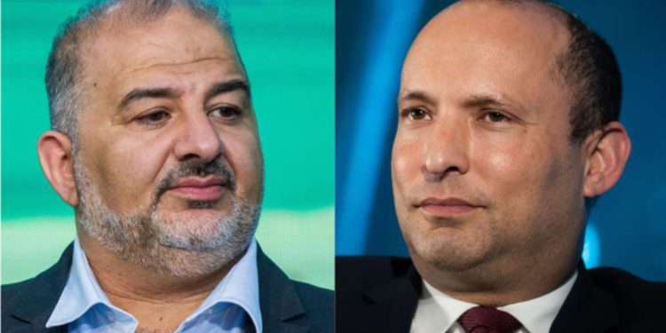 Bennett se reúne con el jefe de la Lista Árabe, Mansour Abbas