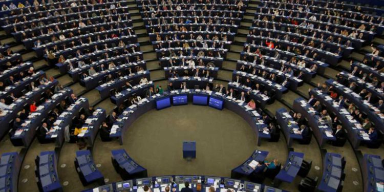 La UE deja de financiar a los terroristas palestinos