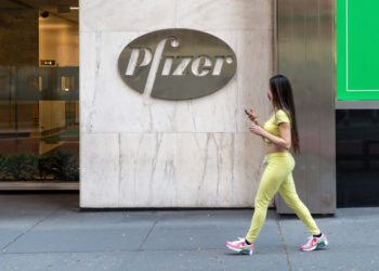 Pfizer realiza ensayos en humanos de píldora para curar el COVID