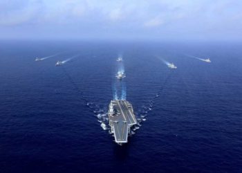 China y EE.UU. envían buques de guerra a aguas disputadas mientras aumentan las tensiones por el arrecife Whitsun