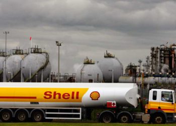 Shell dice que es imposible rastrear el crudo ruso en los productos refinados