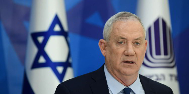 Gantz: Israel y EE.UU. trabajan para vigilar el programa nuclear de Irán
