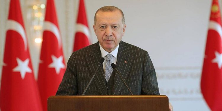 Erdogan: La humanidad está obligada a hacer frente a la agresión israelí en Jerusalén