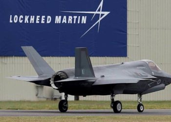 Lockheed Martin en la era Biden: Capacita a sus ejecutivos para que desaprendan sus “privilegios de hombres blancos”