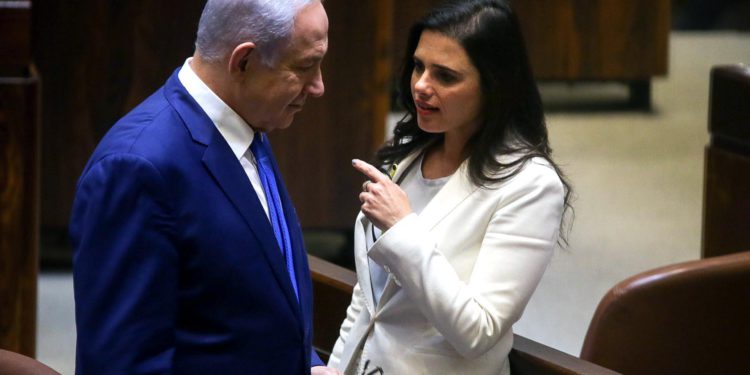 La tentadora oferta del Netanyahu a Ayelet Shaked